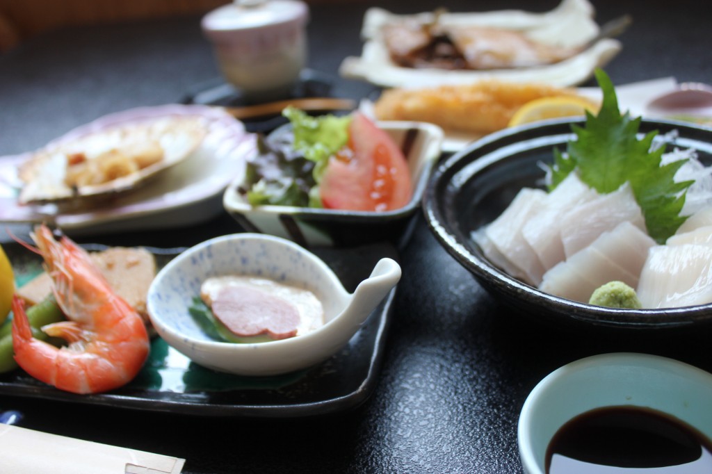 伴ちゃん定食復活しました。